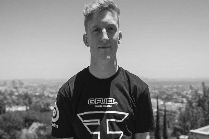 Fortnite : Tfue quitte Faze Clan